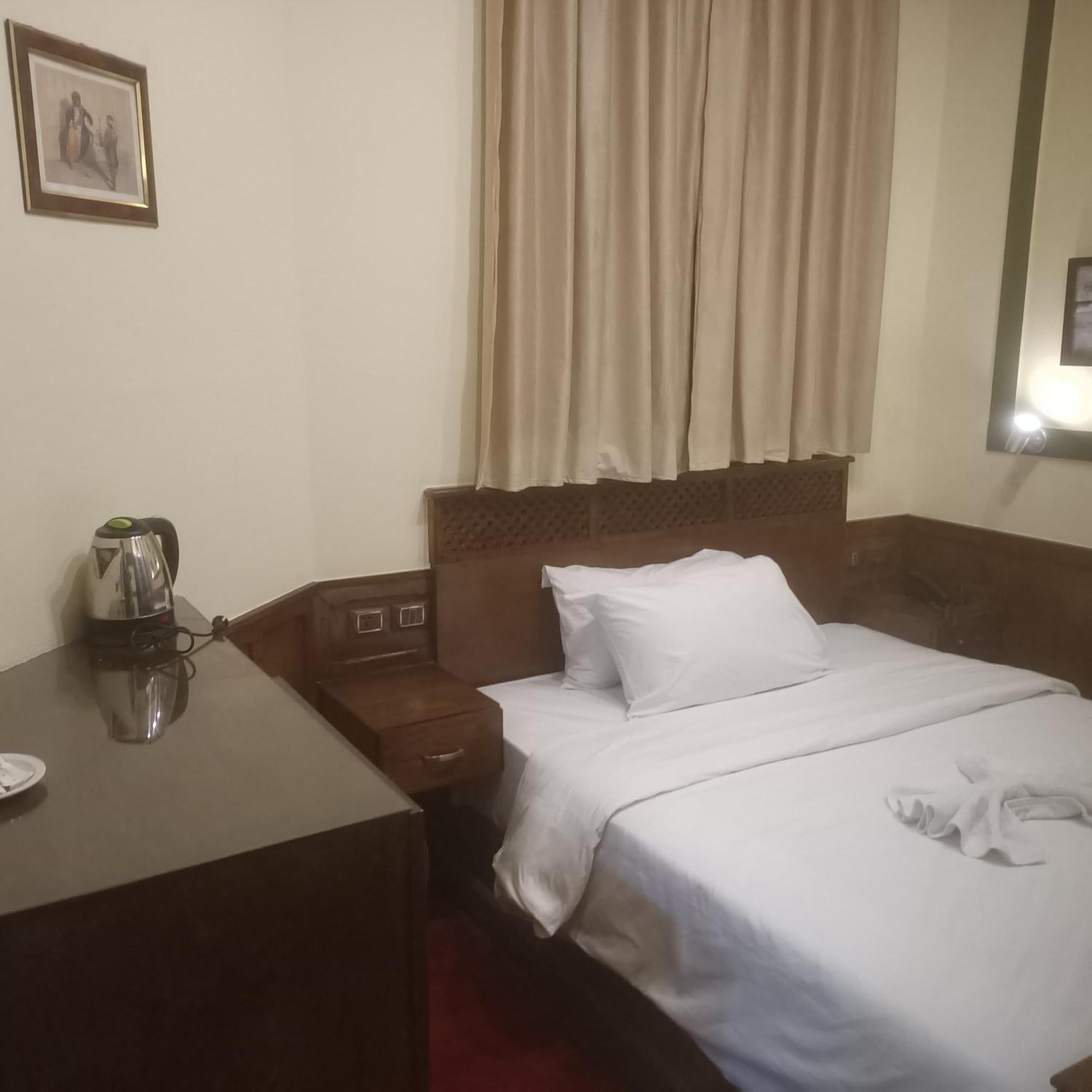 Carlton Downtown Cairo Hotell Exteriör bild